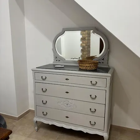 아파트 A Casa Di Laura *
